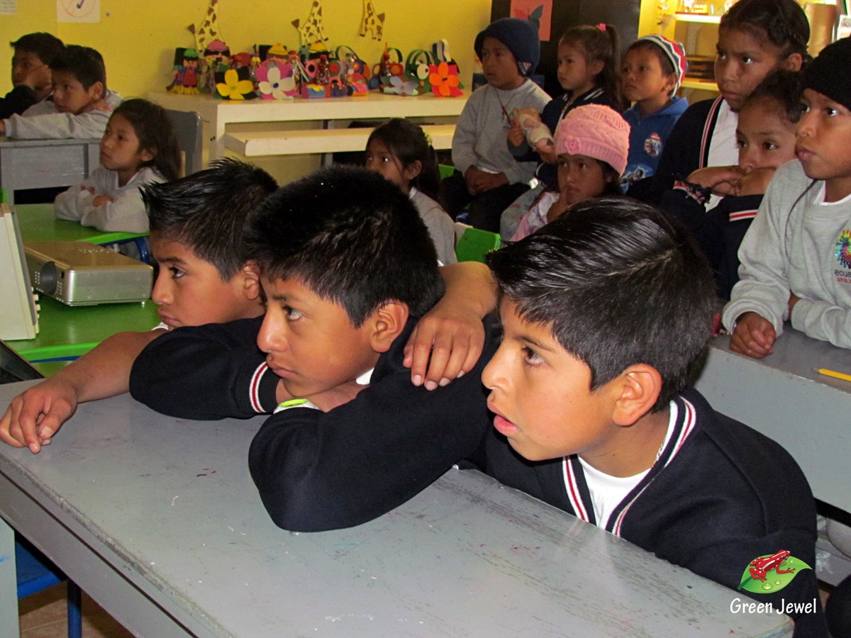 GrupoGreenJewel's tweet photo. EDUCACIÓN AMBIENTAL POR DIA MUNDIAL DE LA VIDA SILVESTRE [1/2]  
Desde el sur del Ecuador continuamos con las actividades educativas en las escuelas para conmemorar el Día Mundial de la Vida Silvestre. 

#WorldWildlifeDay #PredatorsUnderThreat #iProtectBigCats #WWD2018 https://t.co/DBFKHpLhVg