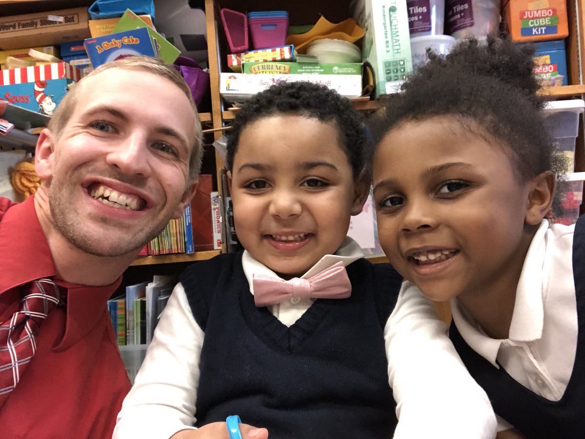 PingelMichael's tweet photo. Students @MLLschool love looking great as they work hard #SelfieTuesday https://t.co/bpSJ0Dnuy2