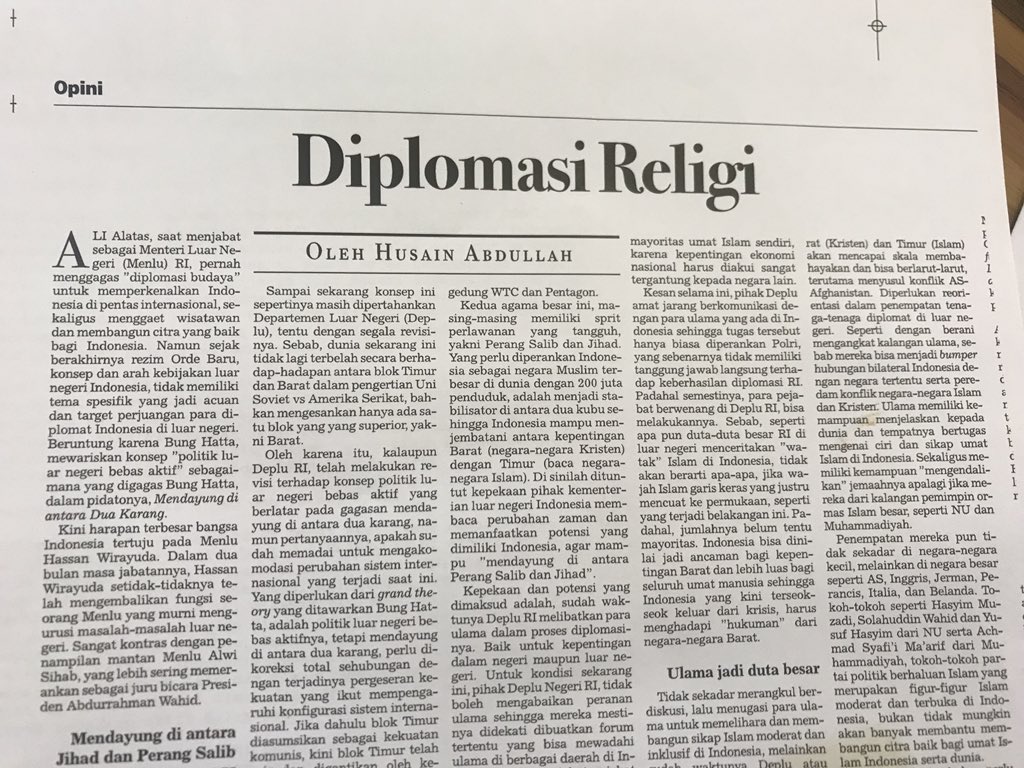 Sy buka2 arsip, ternyata 17 tahun lalu, saya sdh tulis di  @hariankompas tentang “Diplomasi Religius.” Tentang peran agama/tokoh agama dlm diplomasi. Kini untuk  penyelesaian konflik Afghanistan, rupanya pendekatan ini sedang berjalan Cc @himahi @Portal_Kemlu_RI