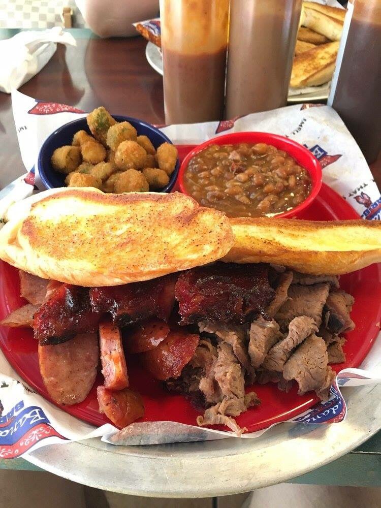 Bandana's BarBQ (BandanasBBQ) Twitter