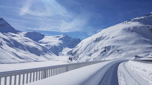 SkiAustria2017's tweet photo. ⛷🎿🌦❄️😎More snow and skiing in Hinterthal Luxury Ski to Door Apartments at https://t.co/r3I1byZQxV #skiing #Hochkoenig #sonnleiten #wachtelhof #hintarthal https://t.co/FpfnMv7lJR