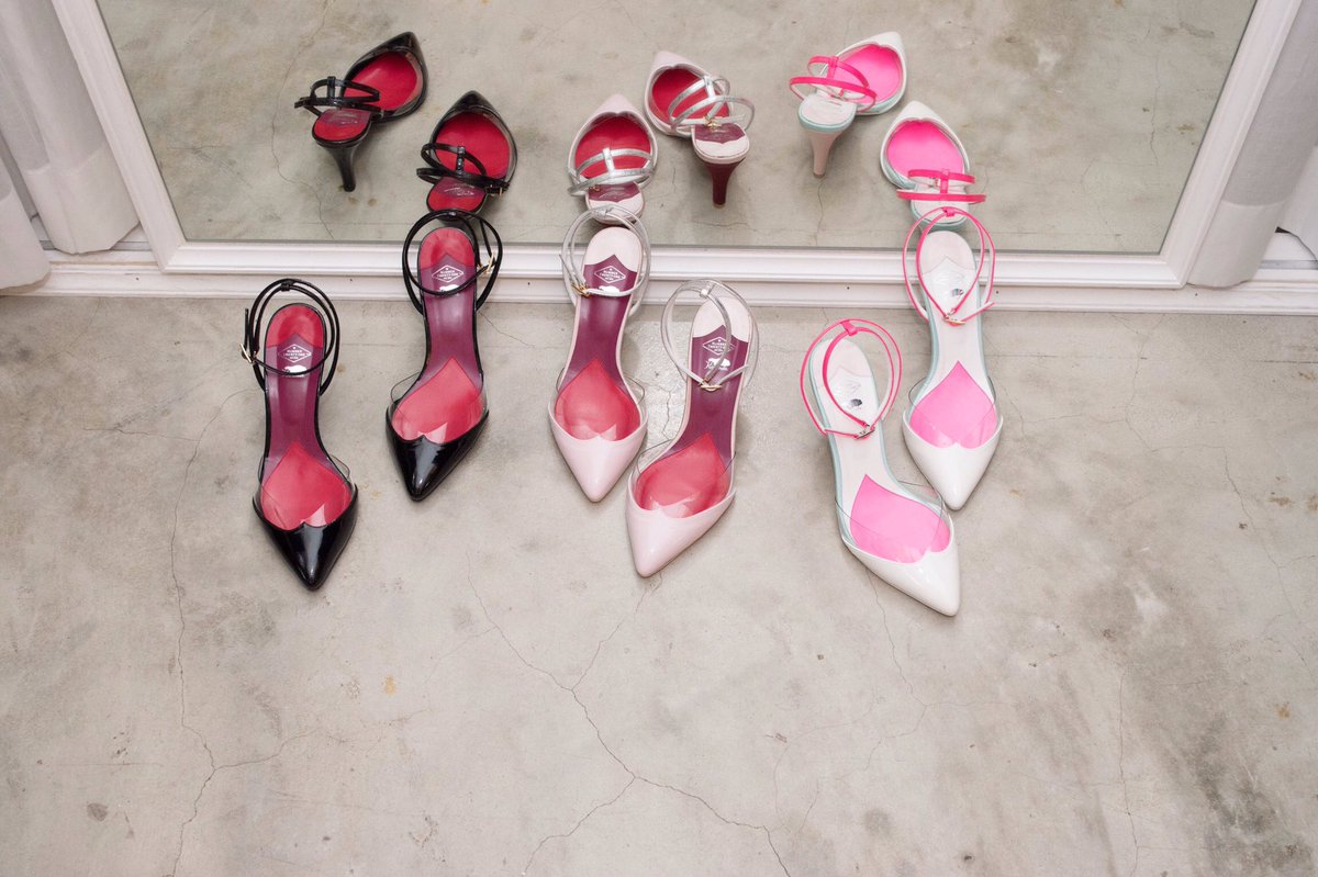 KiwandaKiwanda's tweet photo. 本日青山店は第三水曜日でお休みとなります。
LOVE  SHOESもまもなく展開しますのでお楽しみに！
https://t.co/0yikzQKGCm
#キワンダキワンダ #キワンダ #kiwandakiwanda #kiwanda #numbertwentyone https://t.co/Wn0qC9MUXO