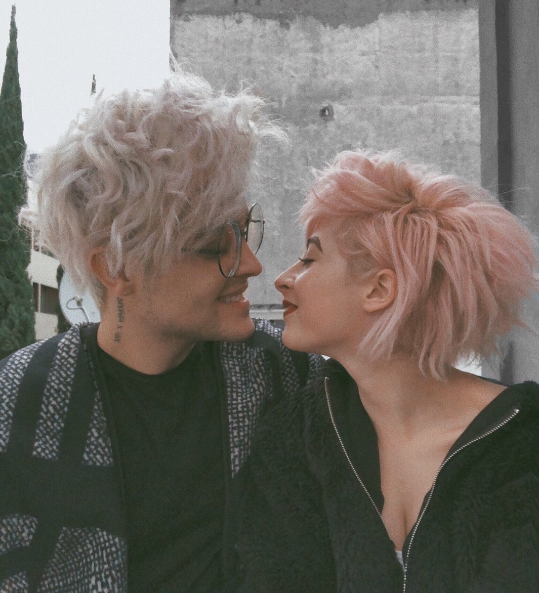 Love is love. 
RT para que llegue al time line de un homofóbico 🏳️‍🌈