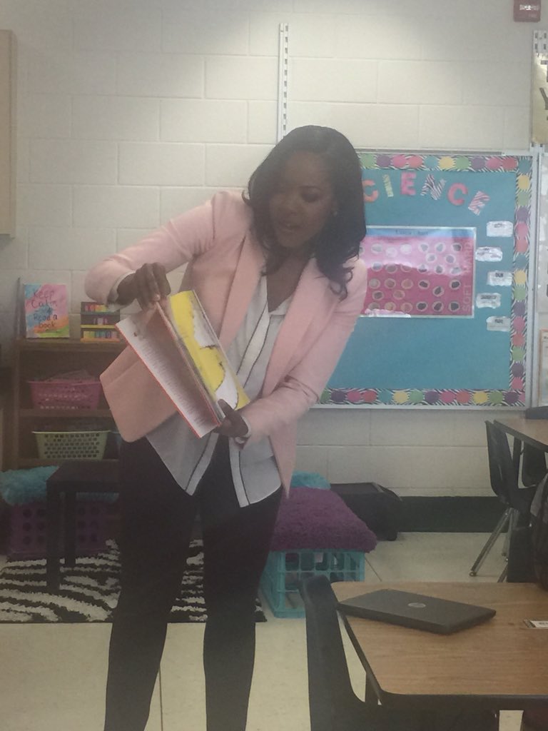 A huge shout out to Talitha Vickers at WXII for reading to our class today! We were on the 4:00 news! <a href="/GibsonGrizzlies/">Gibson Elementary</a>