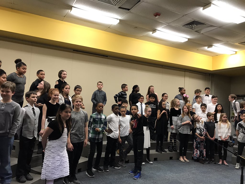 Fun night of "Jazz" with our Sunflower 4th graders! 🎶@SunflowerSMSD <a href="/theSMSD/">SM School District</a>
