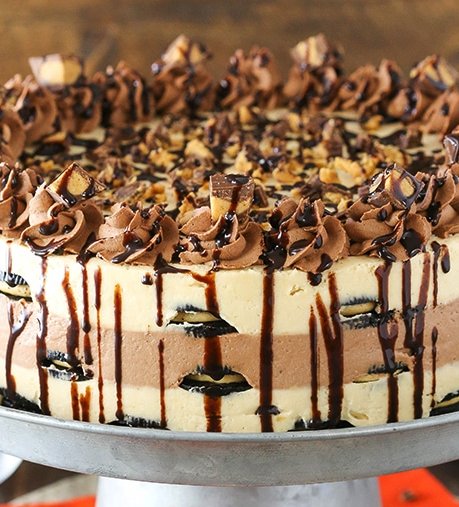 Reese’s Peanut Butter Chocolate Icebox Cake dawns.co/2Fw3F5C