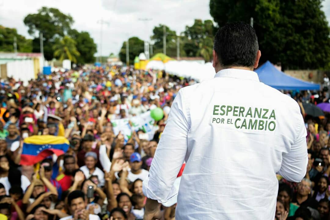 JAVIERBERTUCCI's tweet photo. Esta es una candidatura incluyente que cambiará el rumbo de Venezuela. Nos preparamos para llevar mañana sopa y esperanza a Maturín... Esto es #EsperanzaPorElCambio https://t.co/4Z9dtCJa9L
