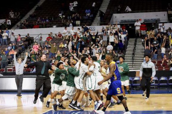 KeyLewis_'s tweet image. Words can’t describe how I feel about this group of guys we surpassed everyone’s expectations and made history while doing it FAMILY FOREVER AND ALWAYS