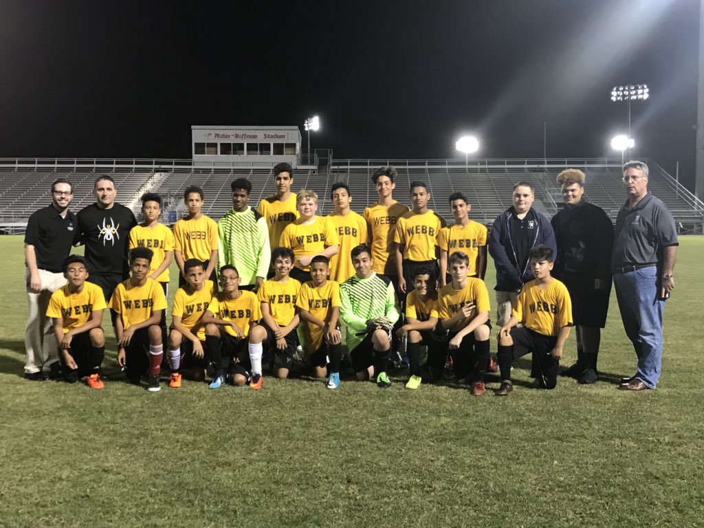 cole13179's tweet photo. That’s what it’s all about. One family-one heart- one school! Great season boys! @webbmiddle @Profe_CPagan21 @MrPhilpot_J @webbmiddle @JosephAMolloy1 https://t.co/N80NOHQD6q
