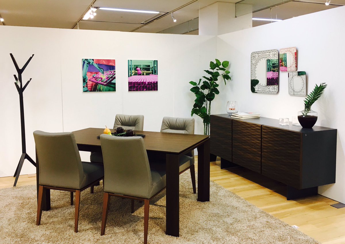 大塚家具 Idc Otsuka 有明本社ショールームのcalligaris ギャラリー デザイン性と機能性を兼ね備えたイタリアの Calligaris カリガリス は都会的な表情を持つアイテムばかり ぜひショールームでご覧くださいヽ 有明 カリガリス インテリア