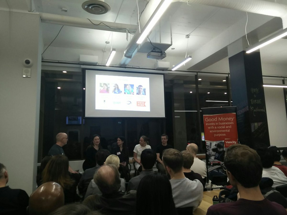 MakerCube's tweet photo. @Spring_is awesome! Meeting lots of cool entrepreneurs at tonight's Meet &amp; Greet! We fully support making the world a better place through entrepreneurship! https://t.co/r1UnRdQ3Ue