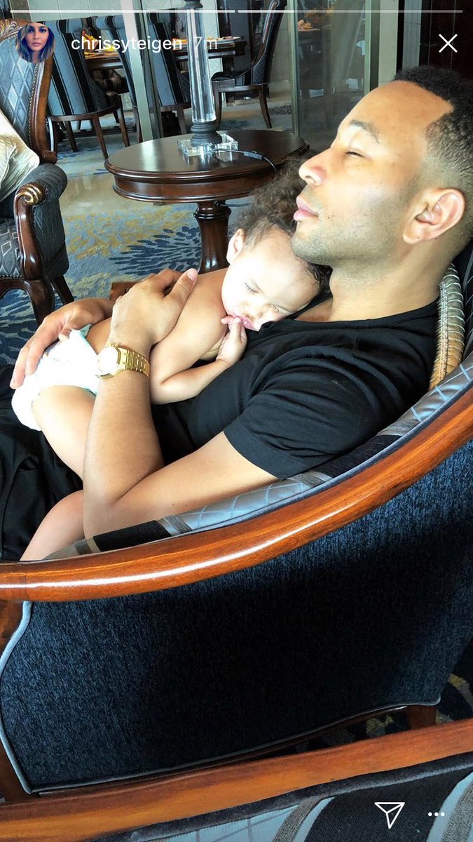TPPChina's tweet photo. @chrissyteigen - this. ❤️. https://t.co/laqd1FlVC5