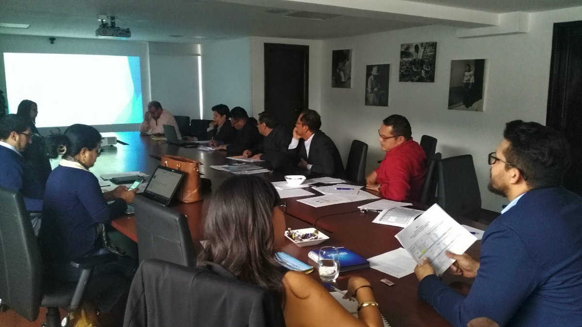 subsalud_ssc's tweet photo. Dr. Argenis Ventura.
Subdirector Nacional de Salud del SSC. En Reunión con Coordinadores Zonales. Evaluación de trabajo en territorio.
Buscamos la satisfacción de las necesidades de nuestros afiliados en todos los rincones del País. https://t.co/gMFnV21Dg7