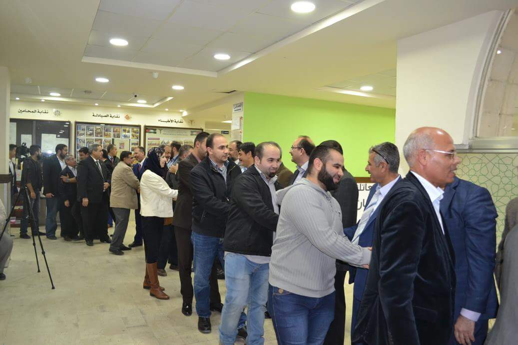 JEAWhiteList's tweet photo. " بيضاء " المهندسين تحتفل بفوزها بالانتخابات
 https://t.co/UMyGIVzXCg

#القائمة_البيضاء #انجاز #انتخابات_نقابة_المهندسين2018_2021
#تحالف_البيضاء_والمستقلين https://t.co/Z5Dj3j7r87