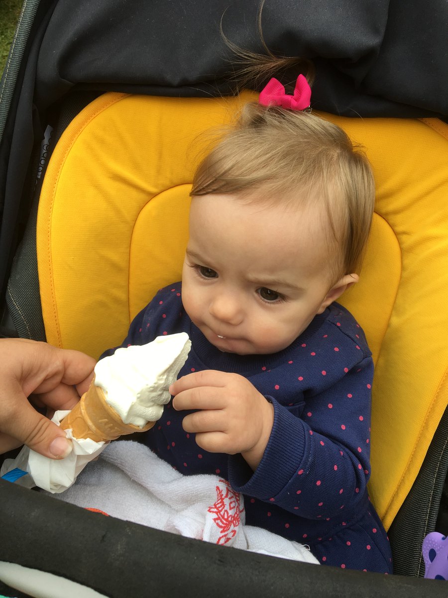 BarCocoEvents's tweet image. Never too little for ice cream! 🍦 #icecream #icecreamvan #softserve
