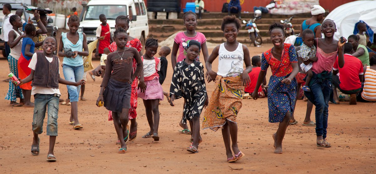 UNICEFSL's tweet photo. It's elections day in Sierra Leone! We wish all Sierra Leoneans peaceful elections.  #ForEveryChild, peace, happiness and prosperity https://t.co/OJD1QhQn2t