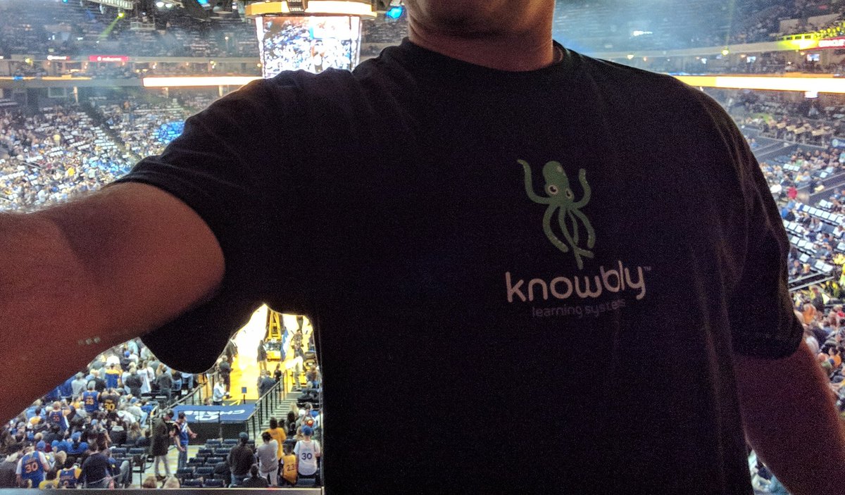 knowblyShawn's tweet image. Albert sighting at the Warriors game tonight! @learnknowbly