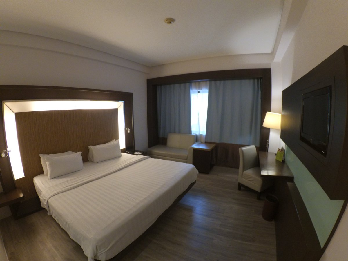 NARSIHAsih80's tweet photo. Mau liburan ke Batam??? Infi dari Travelodge Batam, ada harga promo sampai 31 maret 2018. 
https://t.co/K1A2ByxfhJ

#hotel #hotelbatam #traveller #vacation #enjoy #welcometobatam #welcome #comeon https://t.co/x3W2OBGAcj