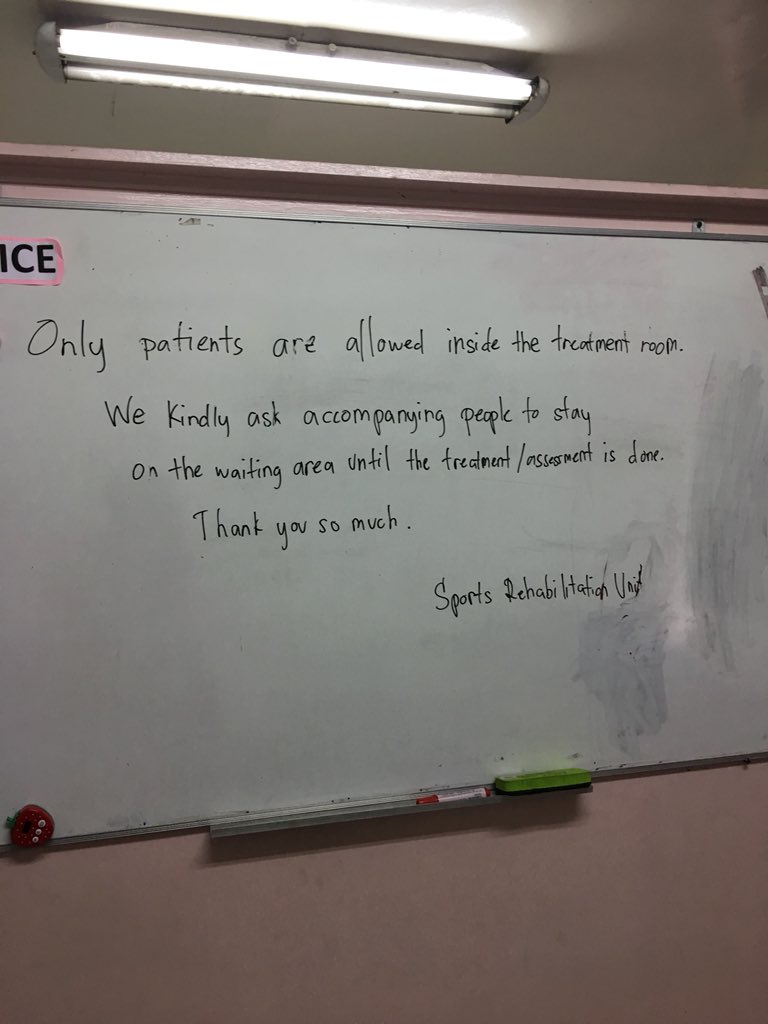 Wiggspobwete's tweet image. PT clinic rules, haha done with 3 pxs. What a beautiful day it is! :)) #buhayphysio #notesnotesnotes