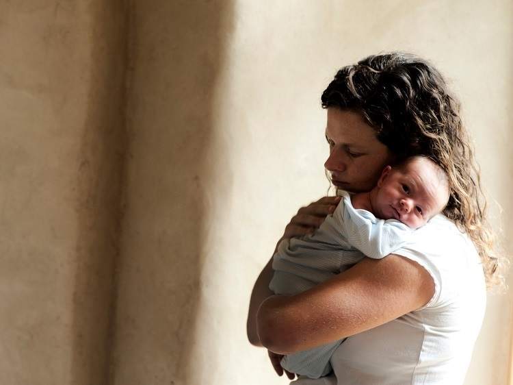 20m's tweet photo. Las #españolas son las europeas que más retrasan la #maternidad tras las italianas https://t.co/ZVI9tQavVF https://t.co/bV3TMPlXoP