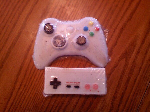Mughhh's tweet photo. Go show @DigitalSoaps some love and order some awesome soap either for you for a gift! Here are a couple of mine I ordered a while back ๐ #gamingSoap #Soap #DigitalSoaps they have improved ten fold! https://t.co/yEExuyK3bM