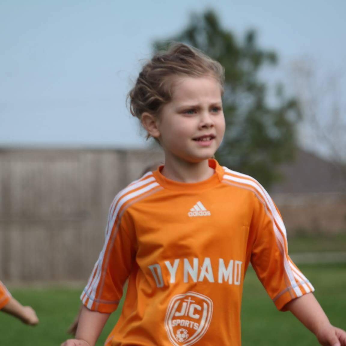 jcsportshouston's tweet photo. Proud of our local @MLS @HoustonDynamo team for supporting #Grassroots #soccer . #EarlyPlayerDevelopment #soccervision #soccerfun #kidsandsoccer https://t.co/5O9x4DDaW3