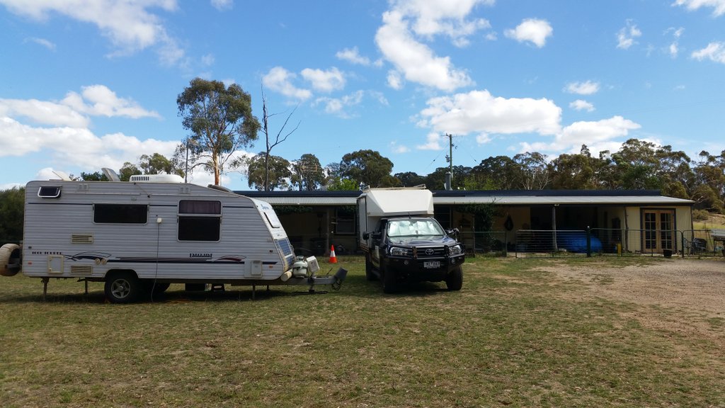 bradunnx's tweet photo. Parked up at Wattle Flat north of Bathurst at Brumbys place. Getting our groove back #traveloz #goodday #wattleflat https://t.co/SSAk3ORrCV