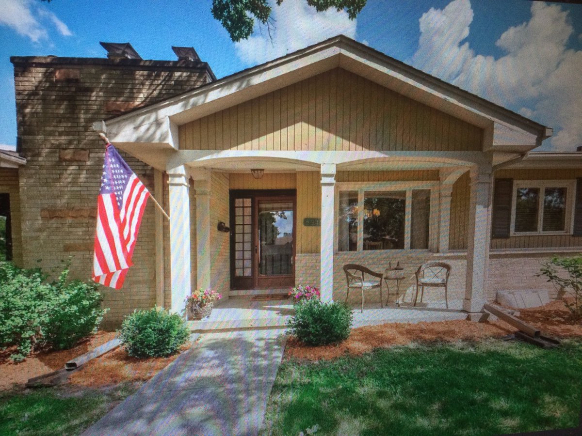 Love to you Village of Western Springs! Thx for kirchbaum cinnamon coffee cake SJC WSSC TOWS a TAN tennis team &amp; natural red highlights-like the Dime Store White Hen &amp; spaghetti bowl the Hojnars say farewell -we will miss u &amp; still be around town!XO