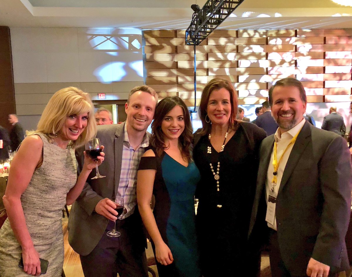 AlexaLJennings's tweet photo. #JLLAcademy 2018! https://t.co/alGpEwbaWc