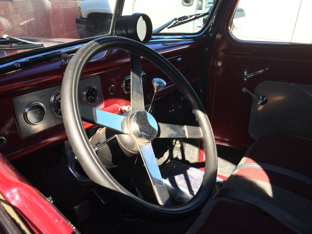 A cool 1941 Ford pickup @ClackamasAP  #oregoncity #ford #fordpickup #1941ford #1941fordpickup #classictruck #classictrucks #classicpickup #vintagepickup #vintageford