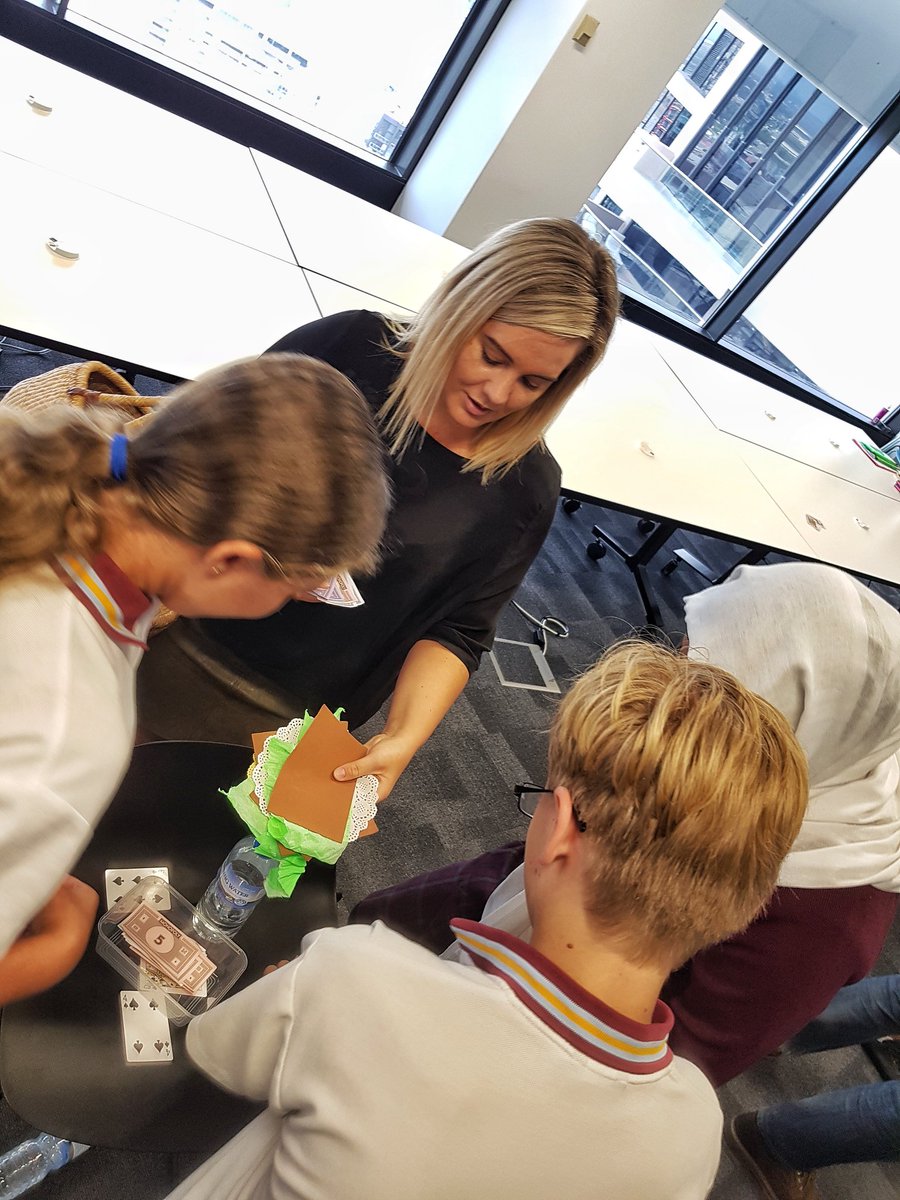 YouthFuturesUTS's tweet photo. What a hands on day! #IMCSkyHigh students learn about the trading and stock exchange... with the savvy @IMCTrading experts in the field.
Thanks #IMCteam for hosting us at your friendly office. #financeed #STEMed https://t.co/1M1ek94Jvl