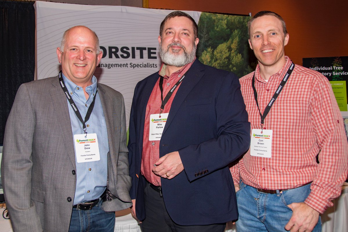 TreeFrogNews's tweet photo. We're at #ForestTECHX - Look who we found there: Logging and Sawmilling Journal (@Forestnet2), Forsite Consultants and the @bcforestsafety More pictures to come! https://t.co/zoUCUj77TH