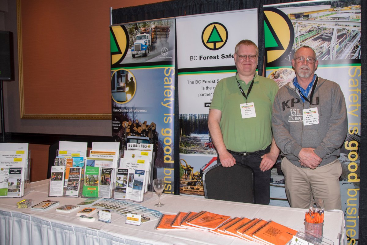TreeFrogNews's tweet photo. We're at #ForestTECHX - Look who we found there: Logging and Sawmilling Journal (@Forestnet2), Forsite Consultants and the @bcforestsafety More pictures to come! https://t.co/zoUCUj77TH