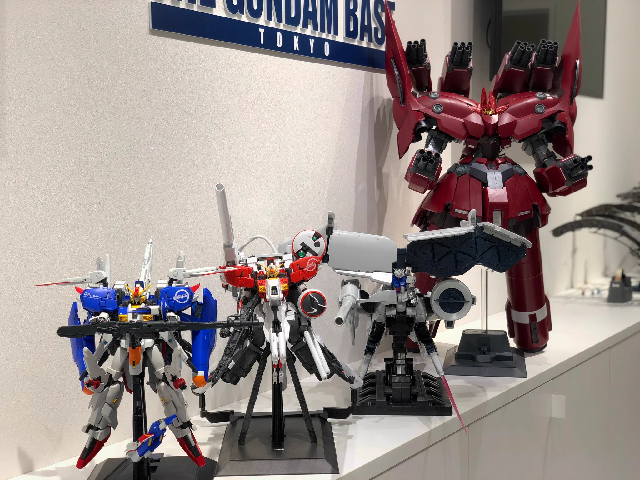 MG ディープストライカー パーフェクトジオング Ｅｘ-Ｓガンダム/Ｓガンダム THE GUNDAM BASE on X: 