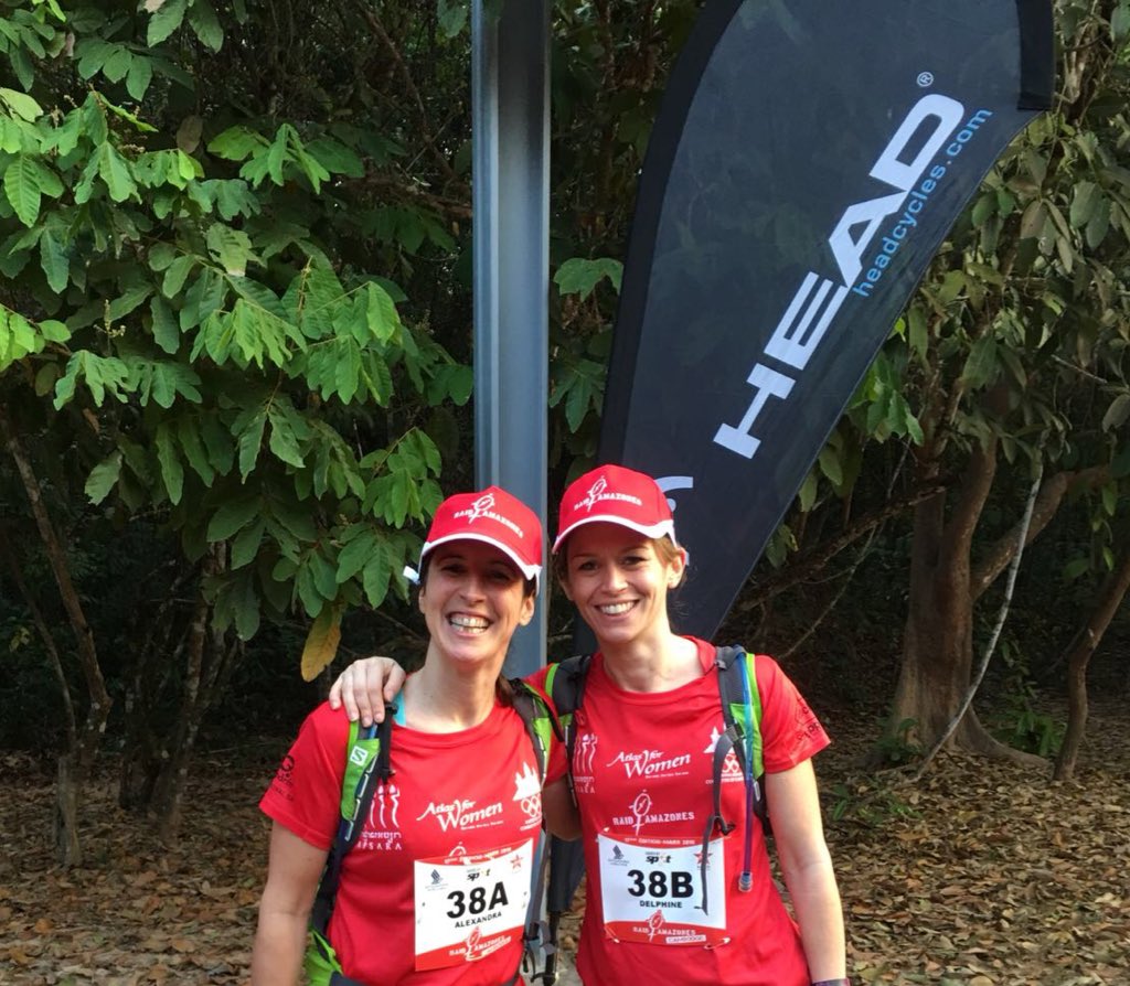 RochAmazones's tweet photo. Première épreuve terminée! 17,4 km dans un décor somptueux! On a vraiment kiffé!😍 https://t.co/1FueJp5gEP