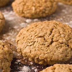 DrAmyBurns's tweet photo. Which is best for dunking into your morning brew? Shortbread or oatmeal cookie? Sampling @FACTS if available from 12pm @UlsterBizSchool #CMFIUUBS https://t.co/xwm68EVsM1