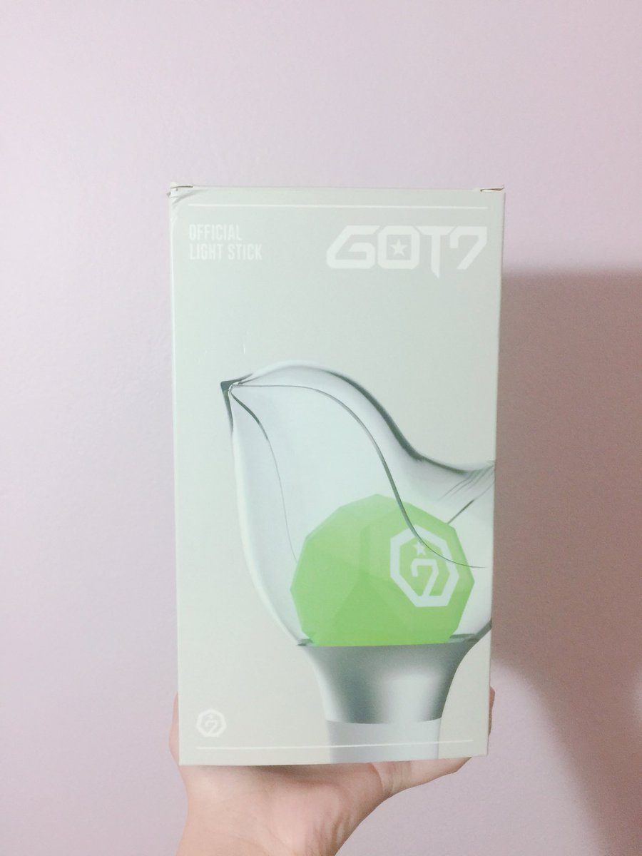 Kpopz0's tweet photo. อากาบง💚 [พร้อมส่ง]
-ราคา 1,300 บาท
-ลทบ.30 EMS 50 //นัดรับ:หาดใหญ่
-รับ ธนาคารกรุงเทพ,วอลเลต
-แถมถ่านให้ฟร�� 2 ก้อน
-กล่องมีตำหนิเล็กน้อย

สนใจเดมมาเล้ยยย❤️
#อากาบง #อากาบงพร้อมส่ง #ตลาดนัดgot7 #got7 #อากาเซ่ #สินค้าkpop

บงเริ่มหายากแล้วน้าา รีบๆมาเปย์เยยย💗 https://t.co/CElbvuJp78
