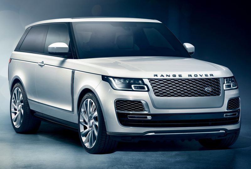 CarBuddyAE's tweet photo. Have you seen already the new #RangeRover SV Coupe by @LandRover? It was presented yesterday at the @gimsswiss and will cost $295,000.  The SV #Coupe comes with a 5.0-liter supercharged V8 engine that gets 557 horsepower and can hit 60 miles per hour in five seconds. @RangeRover https://t.co/HnBxpsjj2U