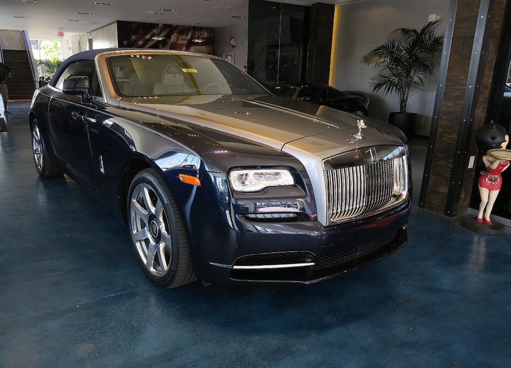 OCAutosource's tweet image. The Thrill and Beauty of unparalleled Rolls-Royce Craftsmanship on display at OC Autosource. Enter the 2016 Rolls-Royce Dawn. Check out the stunning pics ocautosource.com/detail-2016-ro… #rollsroyce #luxury #orangecounty