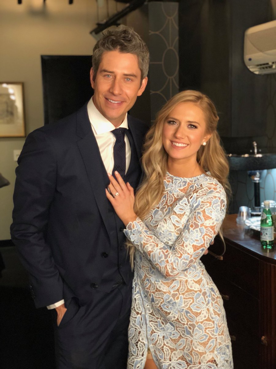 Bachelor 22 - Arie Luyendyk Jr - SM Media - *Sleuthing Spoilers* - #6 DXqjWZmXUAAHiMJ