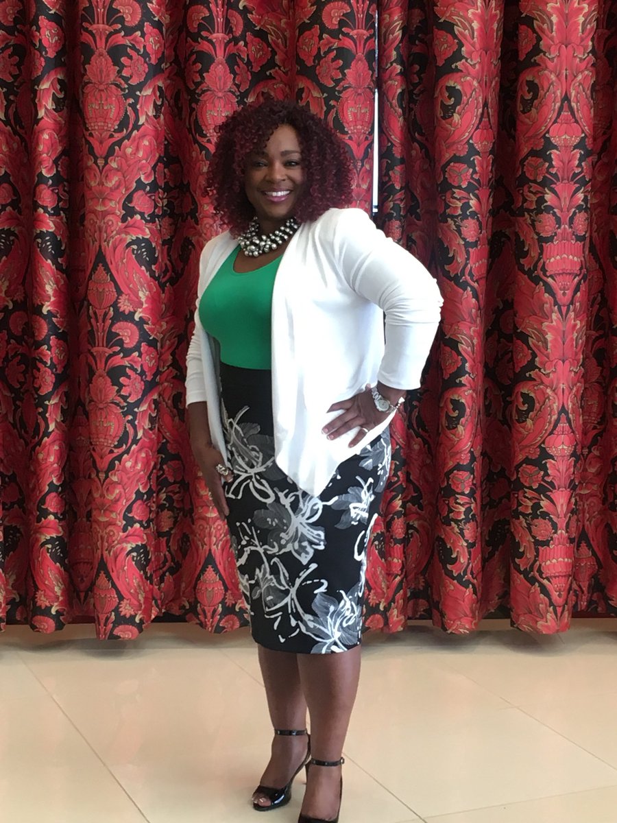 BoldnessCoach's tweet photo. Attending the @WOIBEX #Global Women Leaders Conference! In the company of my sister leaders!! https://t.co/V0kyWUvRPE
