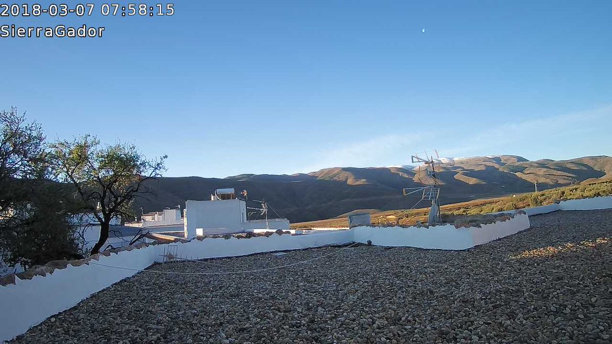 Está pasando en #Padules Temperatura: 5.5ºC Viento: 0.0 km/h Dirección WSW aytopadules.com #SierraNevada #Alpujarra #Almería