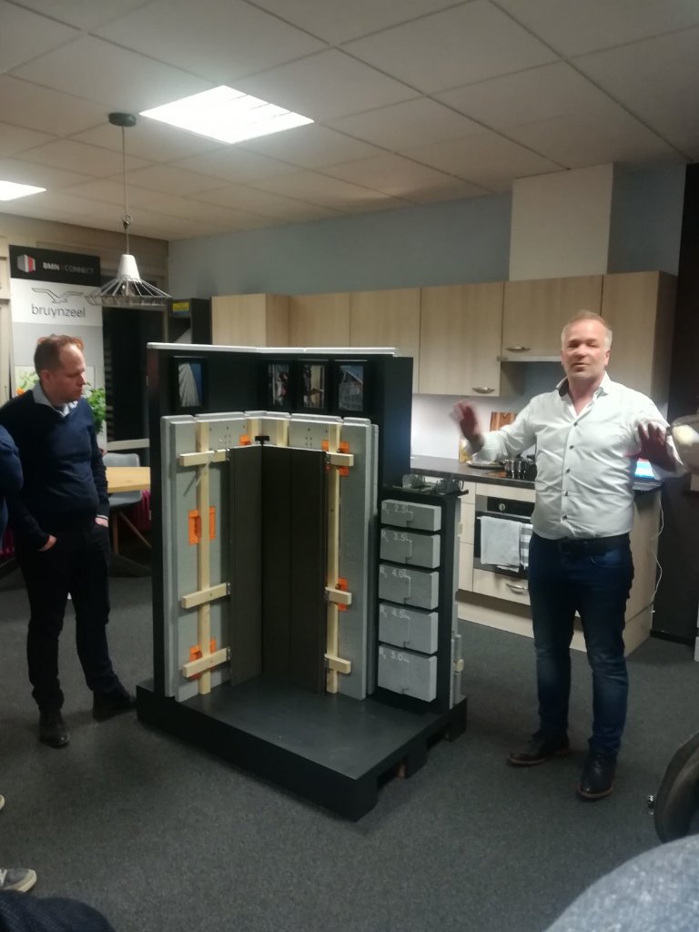 Topavond #renovatietraining #gevel #vloer #drachten @ISOVER_NL @flexibelcomfort <a href="/IsoBouw/">BEWI IsoBouw</a> <a href="/KooyBaksteen/">Kooy Baksteencentrum</a> #meuwissen