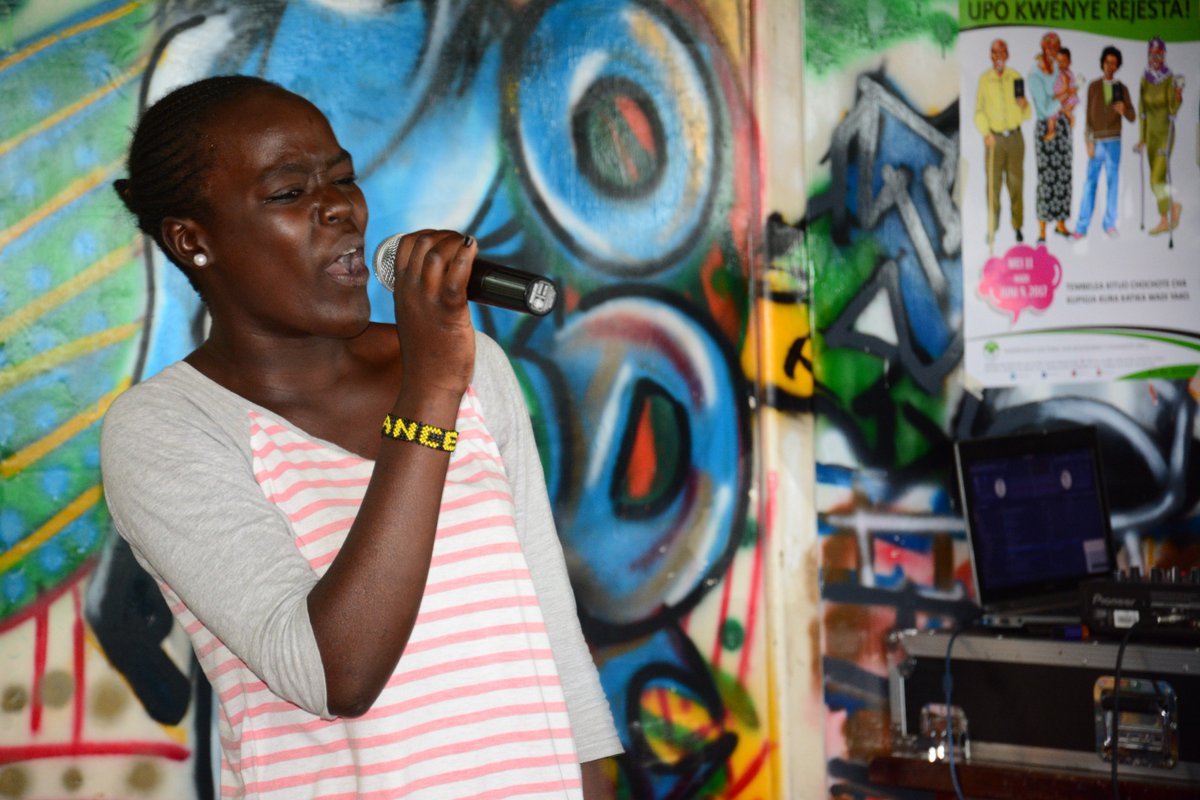 pauseNplay_'s tweet photo. I do impressive work when it comes to lyrics.. Najipenda mbaya ...Jacky pNp
@KenyaHolyhiphop @SammyDeeBMF @HuffPost @HustleYako @Dj_Burn @KeepItKiss @AfterburnKISS https://t.co/5C8WFLdupS