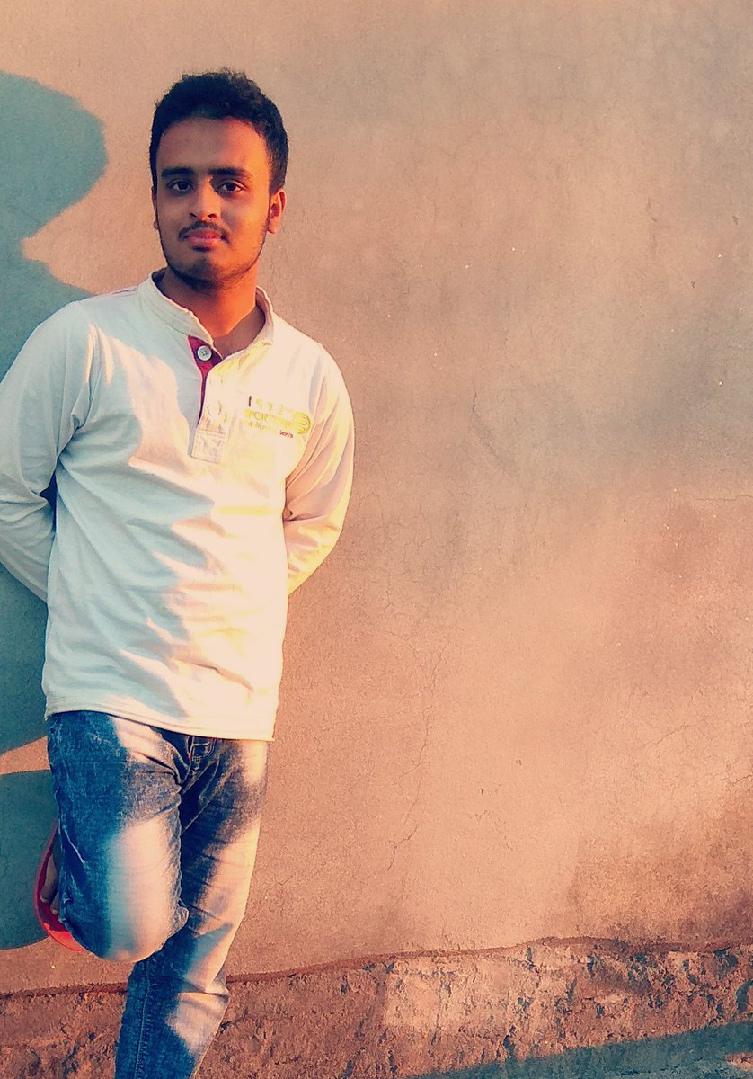asadul_algalif's tweet photo. You are what you wear.I'm snow white.
#Asadul Al Galif https://t.co/hQsBgmEMZG