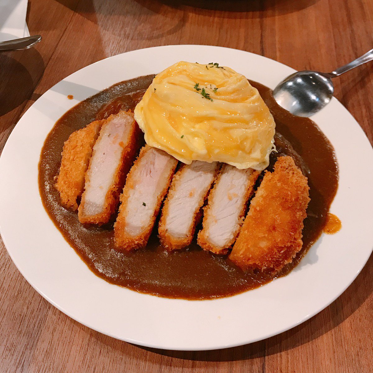 jupoohpooh's tweet photo. So yummy but kinda pricy #isumicurry #qsquare (@ いずみカリー Izumi Curry in Datong Qu, T’ai-pei Shih) https://t.co/Zq85jvBkhA https://t.co/PvFIJZYMx3