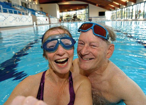 FreedomFOD's tweet image. A new bus route has been set up by @FoDComTransport and Newent Community Transport bringing local residence of Dymock, Kempley, Gorsley, Kilcot into Newent for various activities! We are offering a new over 50s swim FREE for transport users! - goo.gl/dtd9GV