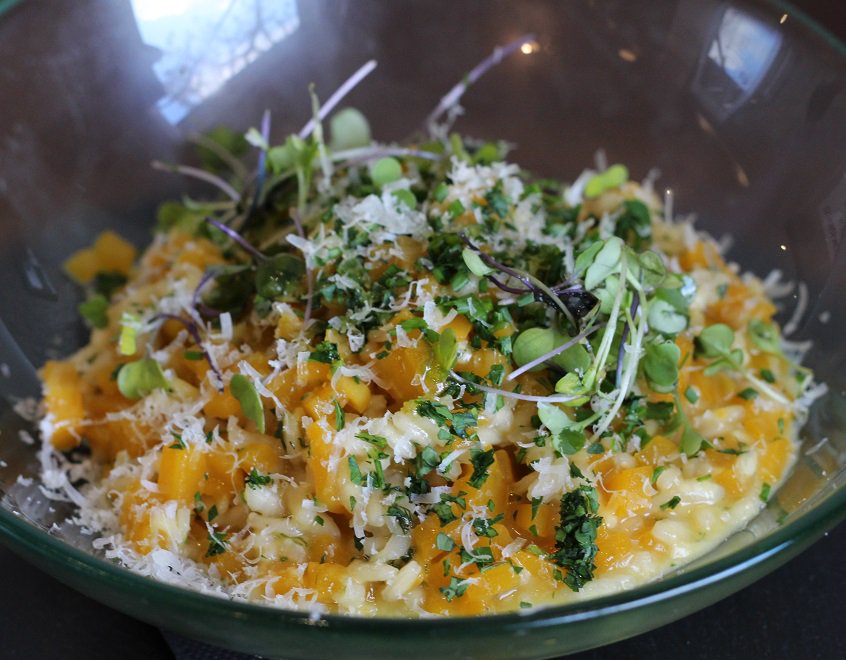 ArrosseriaNimos's tweet photo. ¡Nuestra carta "Verde que te quiero verde" es una pasada!
¿Ya has probado alguno de nuestros platos?
El de hoy es Un Falso Risotto de Calabaza. 
D E L I C I O S O ||Our "Green, how I want you" letter is amazing!
Have you tried any of our dishes?
Today's a false pumpkin risotto 👌 https://t.co/lVYhJR8RPZ