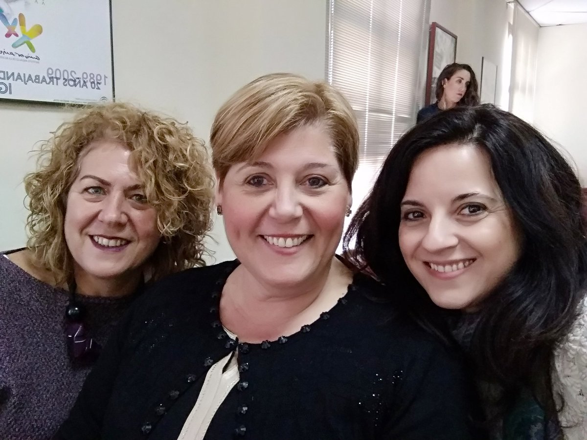 Defiende_T's tweet photo. Hoy estamos en el @IAMJunta con @mcmorenosanchez en los actos previos al #8Marzo #DiaInternacionalDeLaMujer #DefiendeT https://t.co/CRdmvwHXPx