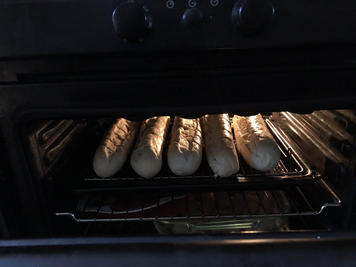 kel4equality's tweet photo. More hot food coming soon, go vote Kelly for Deputy while you're waiting #uccvotes #OneMoreYearWithKel https://t.co/Kp3frYcytv